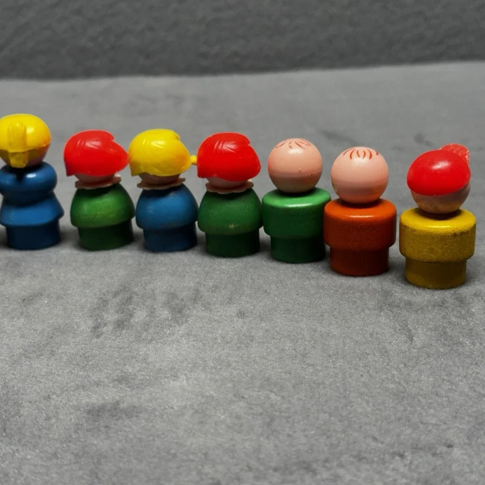 Vintage Fisher Price Little People Lot Of 12 Family Wooden Body Plastic Head
